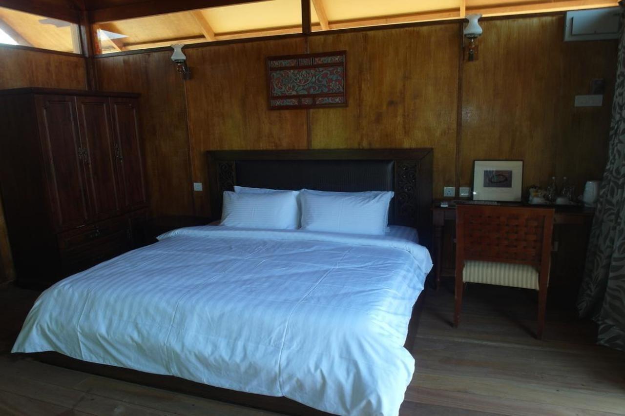 The Gemalai Village Pantai Cenang  Exterior photo